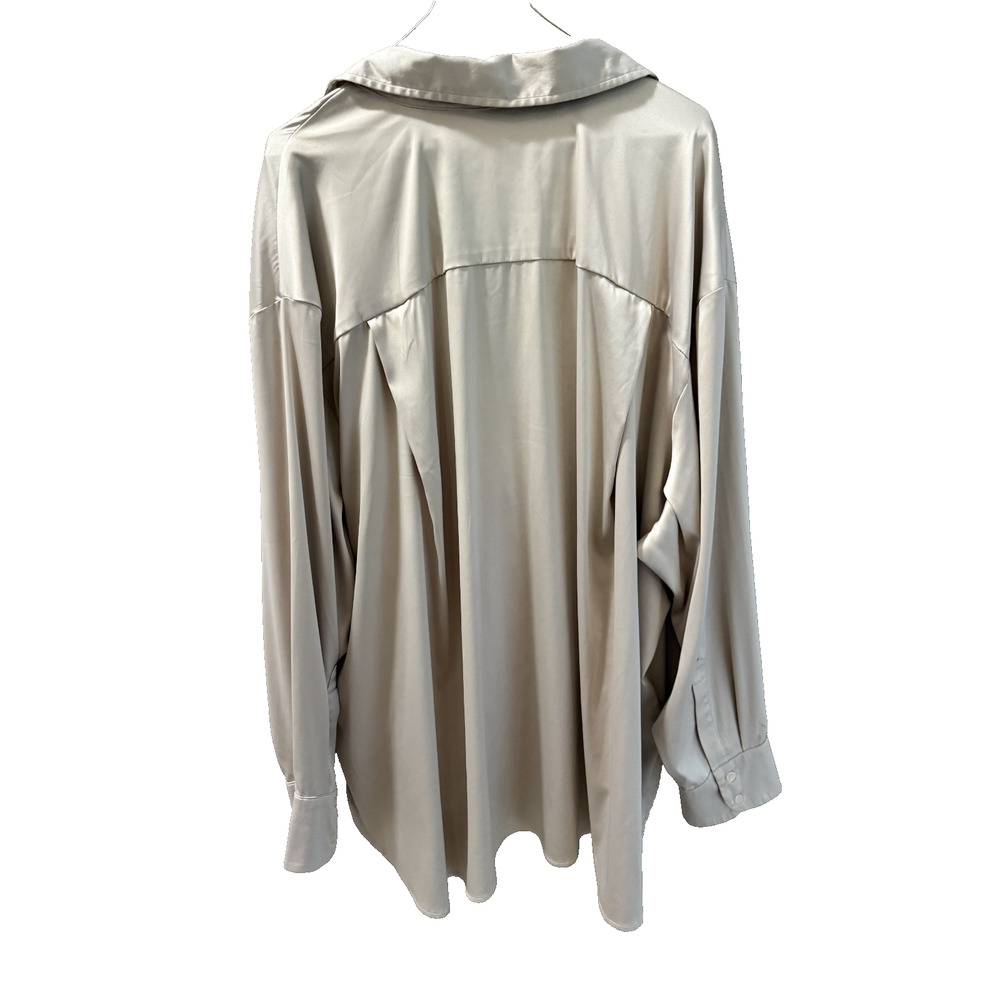 Lane Bryant Silver Satin Tunic Blouse 26/28 Elegant Chic From work to party